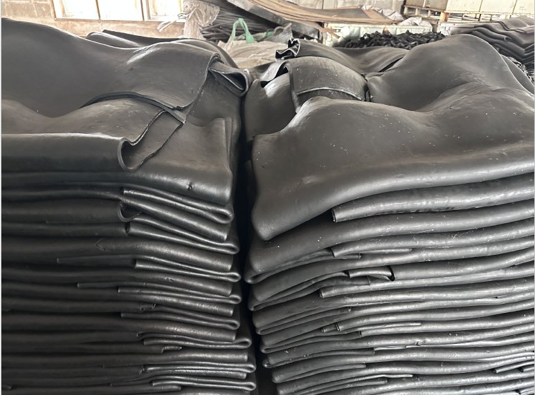 Friction sheets — stacked
